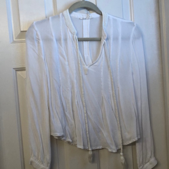 Ivory Anthropologie Top - Picture 5 of 7